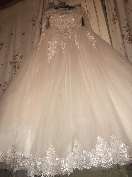 Продам милое свадебное платье