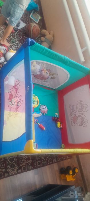 Продам детский манеж (Сотилади Манеж)