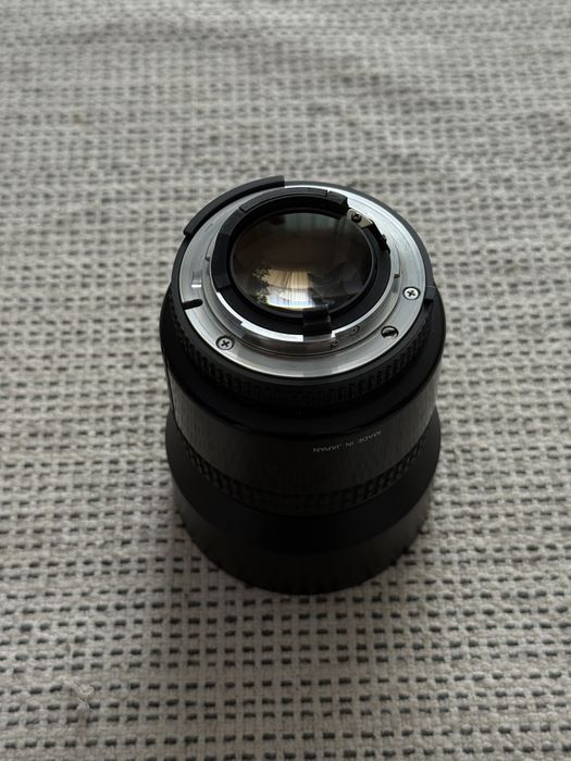 Nikon 85 1.8 D , Nikon 50 1.8 D