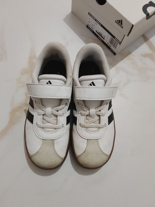 Adidasi pentru baieti