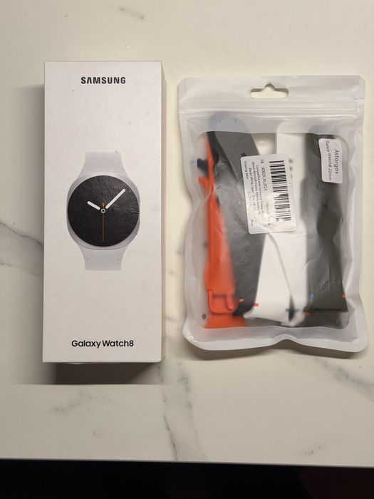 Samsung Galaxy Watch 8 44mm silver в гаранция