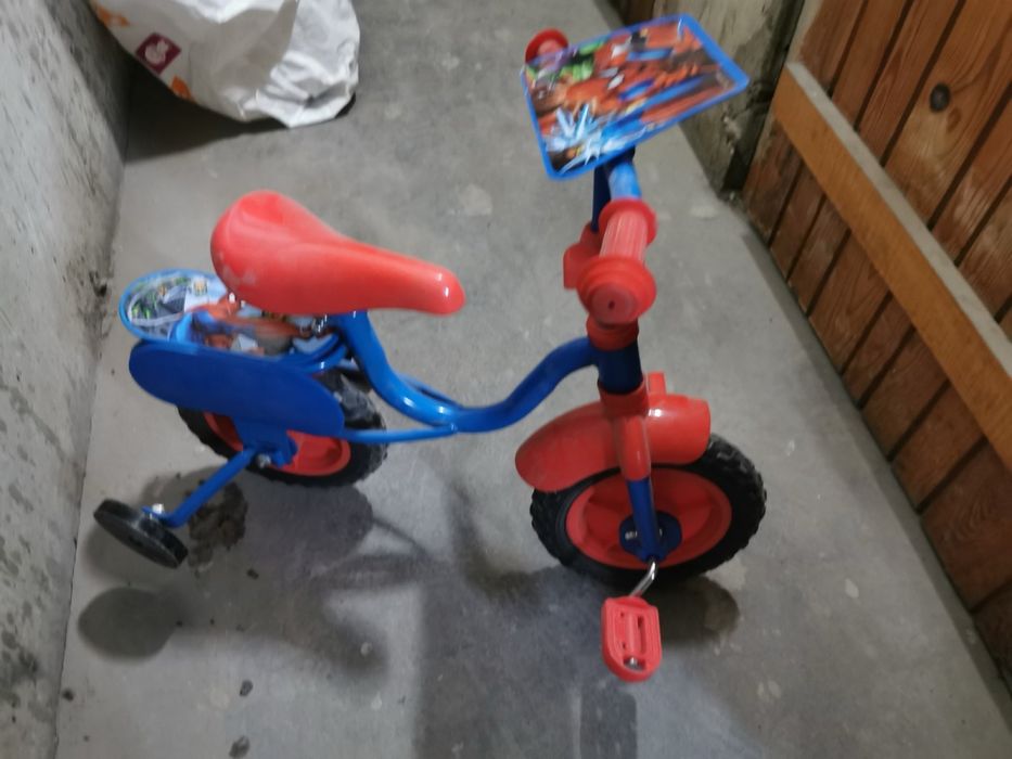 Бебешко столче за кола, гимнастика за бебе, кенгуру за бебе