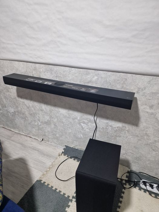 Продам саундбар LG