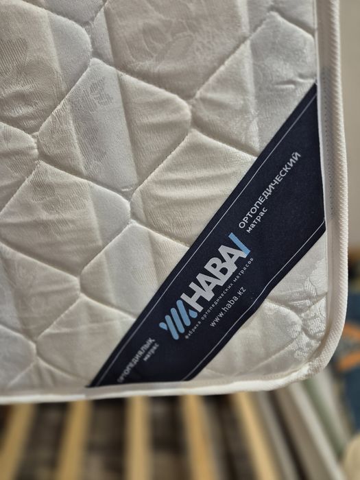 Продам кровать с матрасом