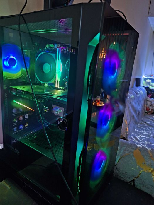 Геймърски Компютър (Цял Сетъп)