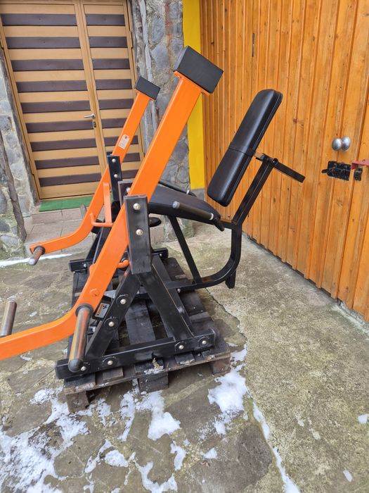 Aparat extensii picioare izolateral plate loaded Realleader USA !!!