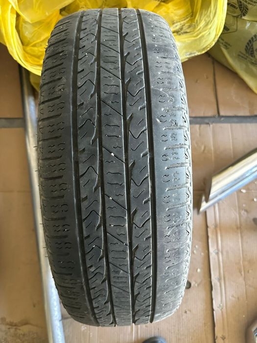 Шина для машина R 17 225/65