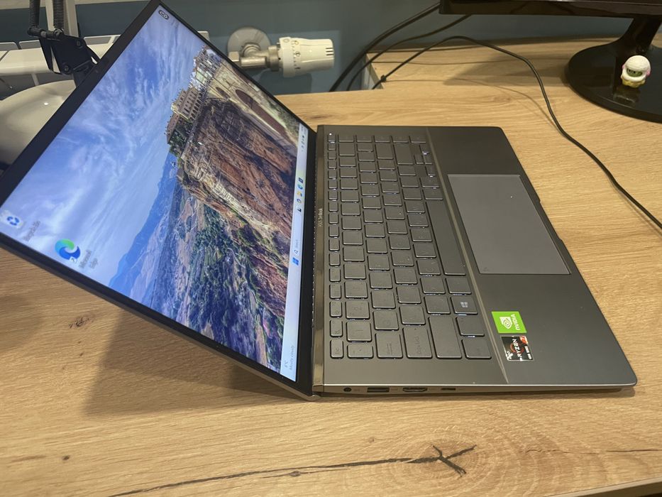 Asus Zenbook 14 2020 UM433I