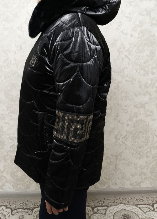 Женская  куртка..