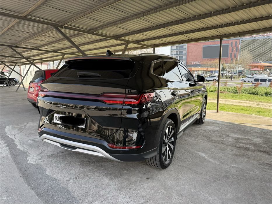 BYD Song Plus EV Champion 2023 — 3