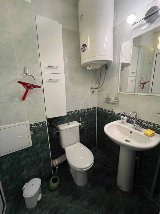 Дава се под наем Едностаен апартамент в Бургас, Братя Миладинови - 45 кв.м за 300 € - Снимка #2