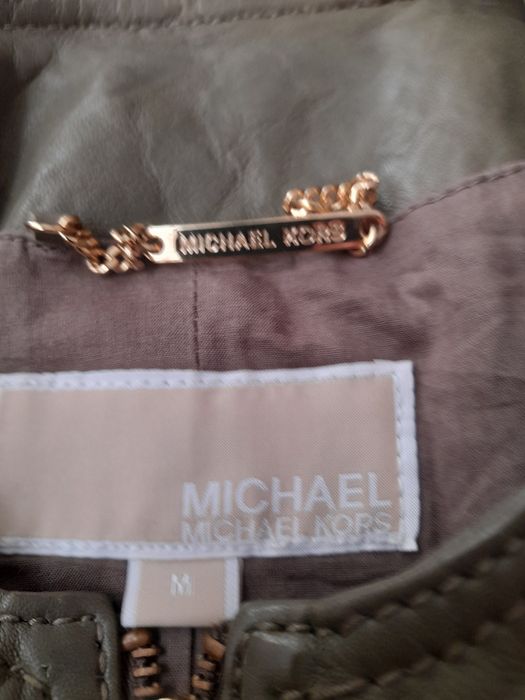 Mishael kors дамско кожено яке S- M размер.