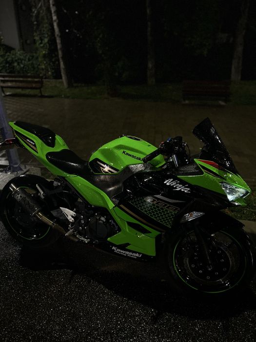 Kawasaki ninja 400