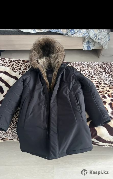 Продам Парку из меха енота.