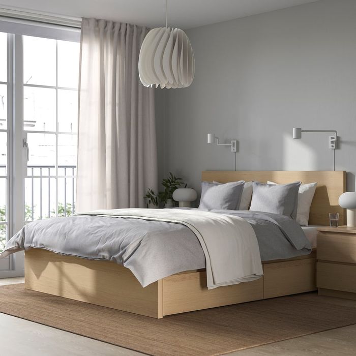 Pat Ikea Malm cu lăzi depozitare și saltea spumă Jysk