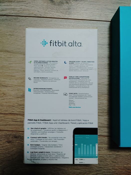 Bratara fitness Fitbit Alta noua, cu ambalajul original incarcator