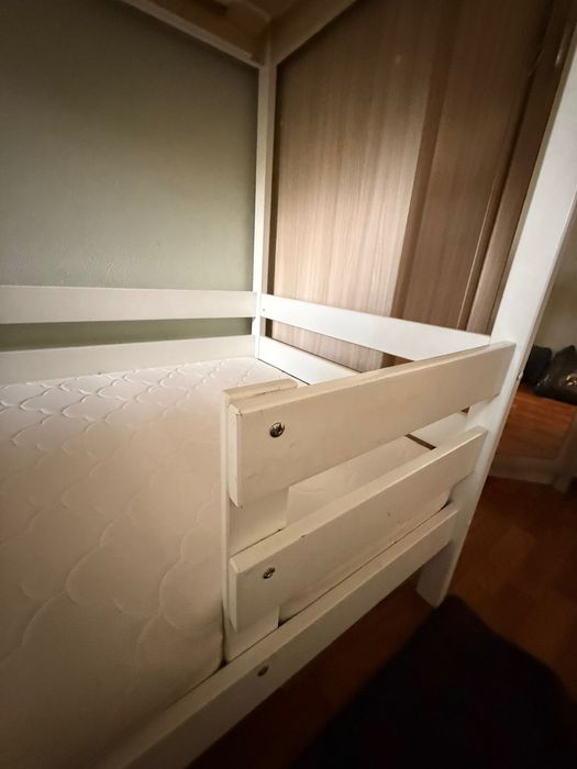 Продам двухярусная кровать