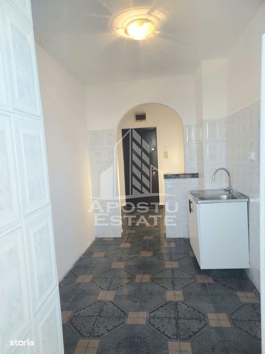 Apartament cu 3 camere, de vanzare, zona Sagului, Timisoara — fotografia 3