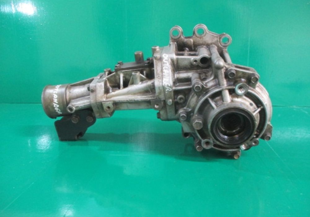 Cutie transfer/grup fata 2.0d cod BSY Mitsubishi Outlander 2005-2012