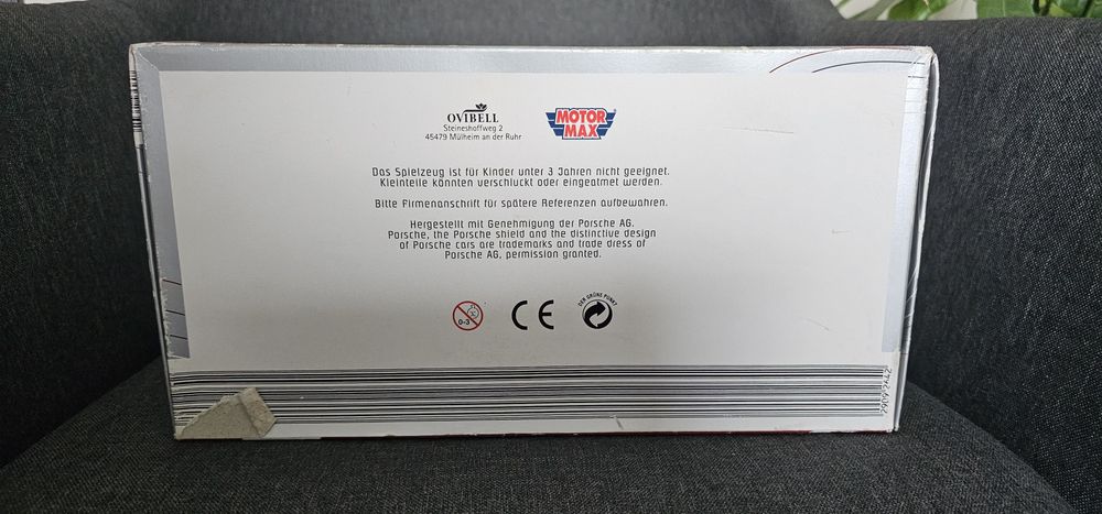 Две колекционерски колички 1:18  Porsche 911