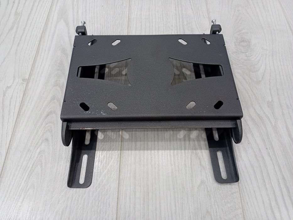 Кронштейн для телевизора