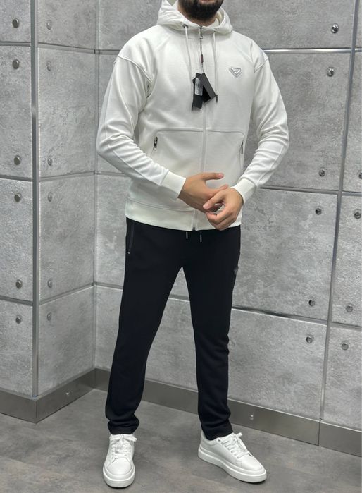 Мъжки екипи качествени