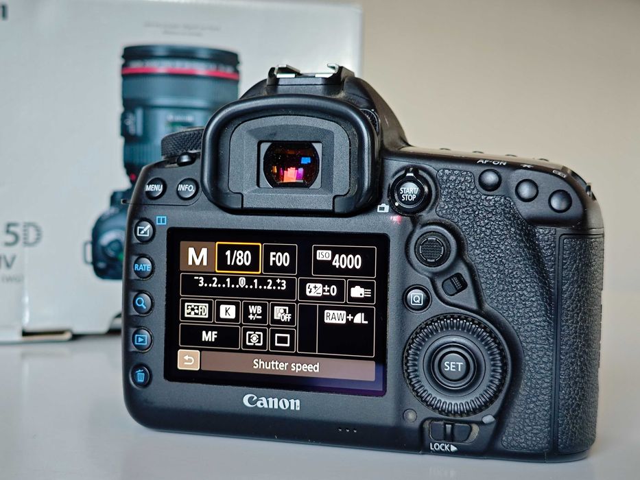 Vand body Canon EOS 5D Mark IV - stare excelenta - full box