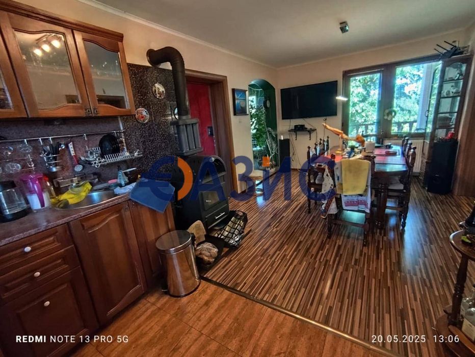 Продава се Къща в с. Порой, Област Бургас - 200 кв.м за 498 €/кв.м - Снимка #9