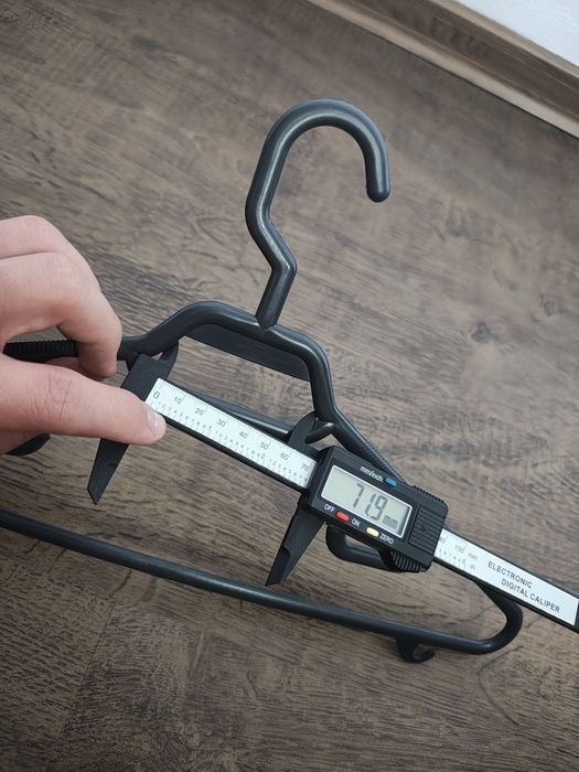 Șubler cu afișare digitală