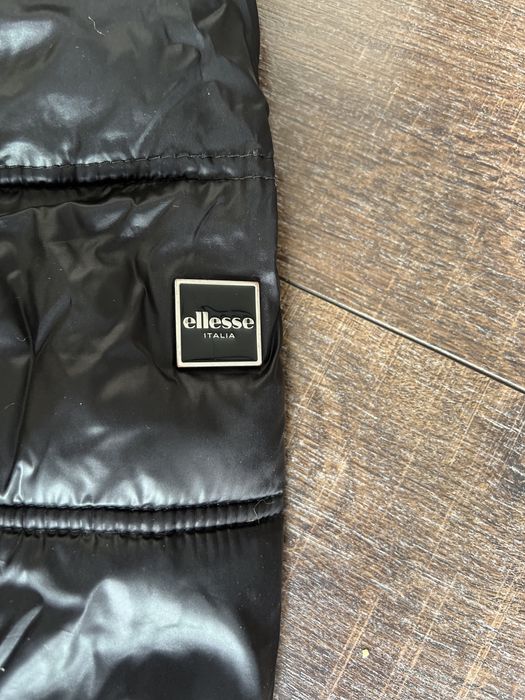 Дамско зимно яке Ellesse с естествен косъм на качулката