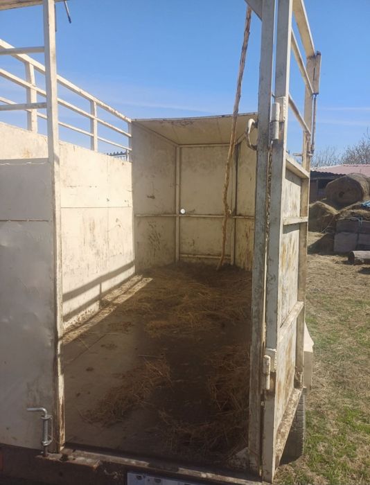 Продам Прицеп-коневозку