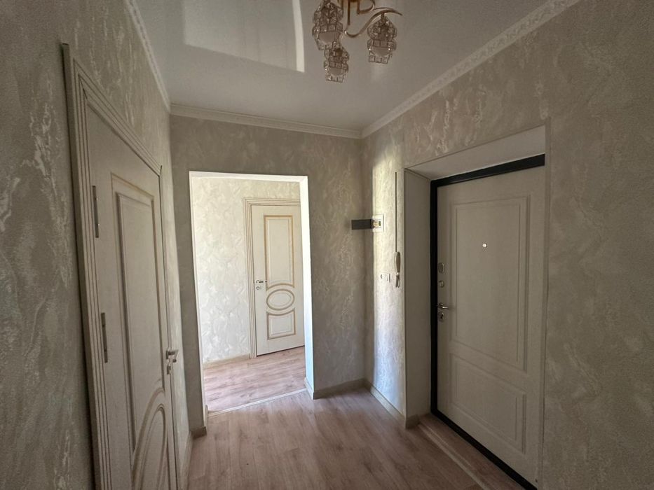 1 комнт кв на втором этаже