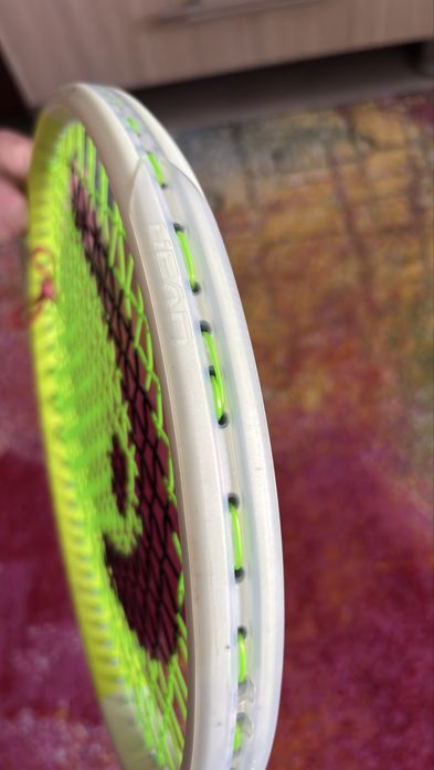 Racheta de tenis Head Extreme Pro 2024 Auxetic 2.0 maner 3