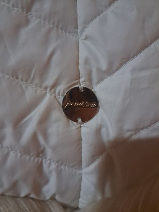 Бяло яке   за официални поводи