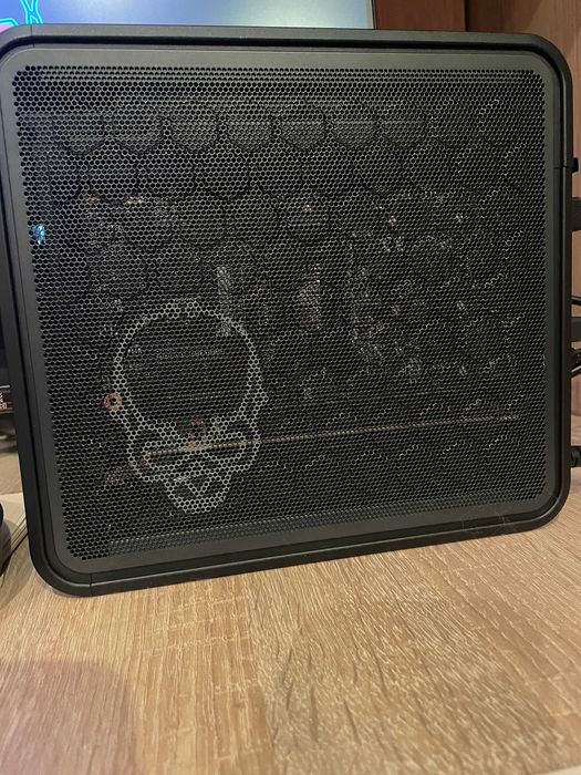 Sistem Desktop PC INTEL NUC 9 Extreme Kit NUC9I7QNX