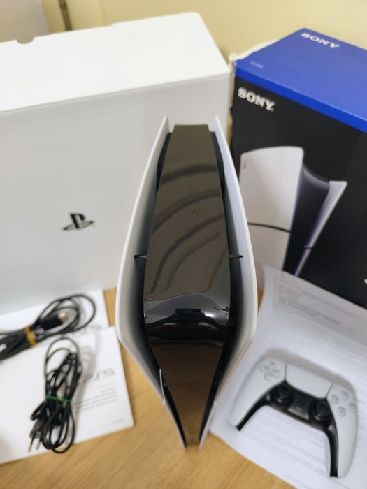 PS5 Slim Digital Чисто нова + Гаранция