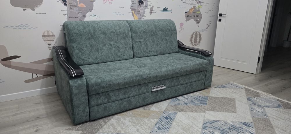Продам диван в хорошем состоянии