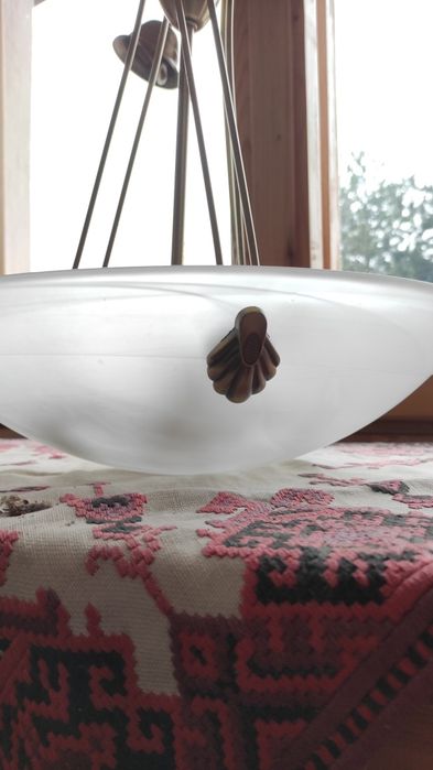 Два висящи полилея