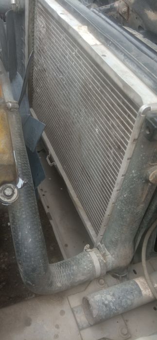 Продам радиатор BMW