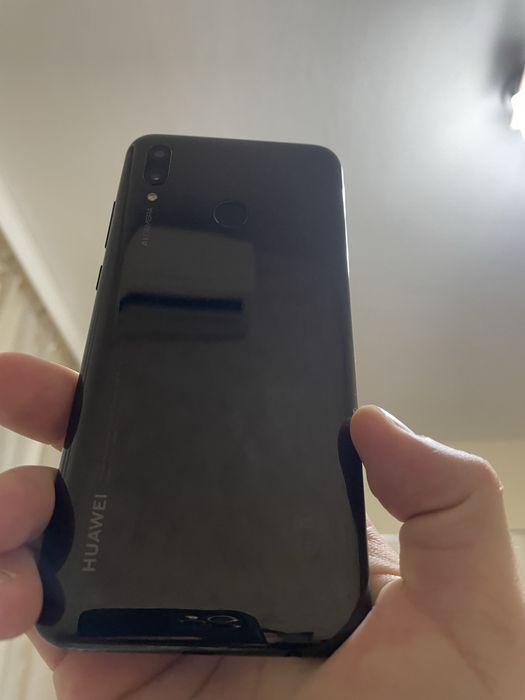 Huawei P SMART 2019 КАТО НОВ!