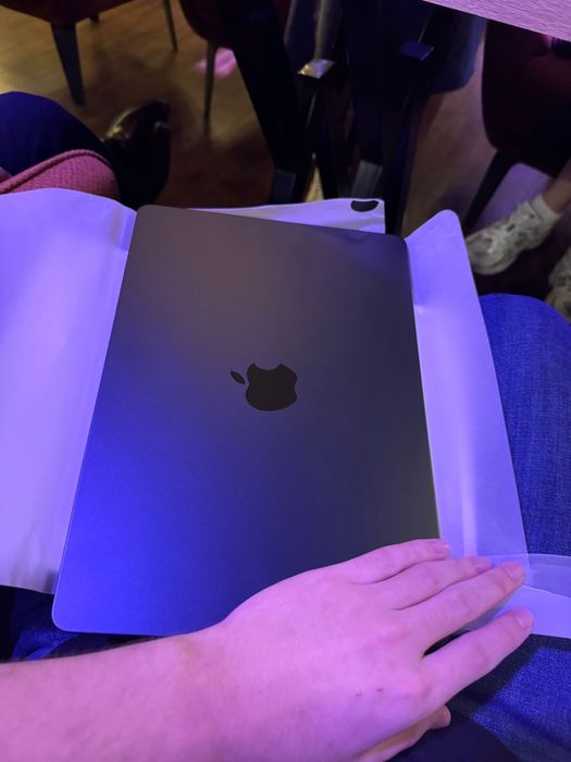 MacBook air 13 m2