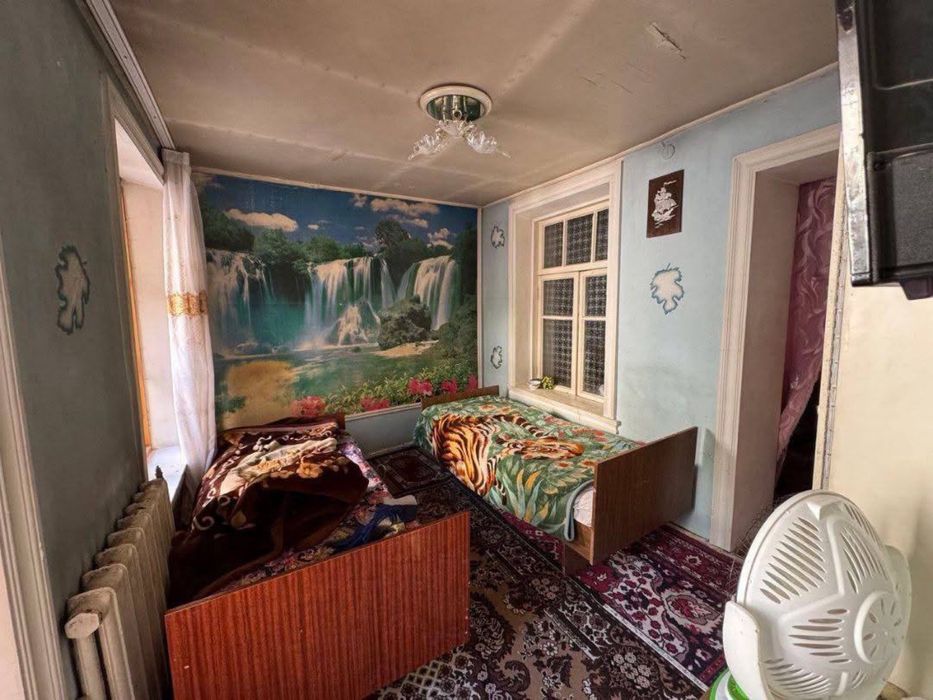 Дом на продажу 3,5 соток 77$ Гор Больница
