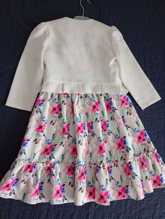 Rochita cu sacou pt.9 ani