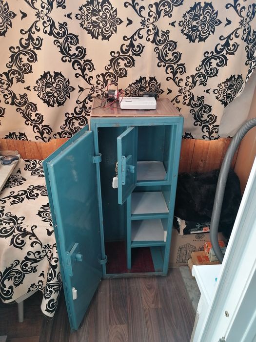 Продам сейф и сигнализацию