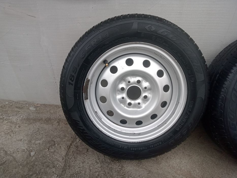 Диски с шинами на ладу