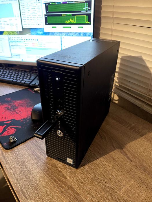 Unitate PC HP ProDesk 400 G3 SFF | i5-6500 | 8GB RAM | SSD 256GB