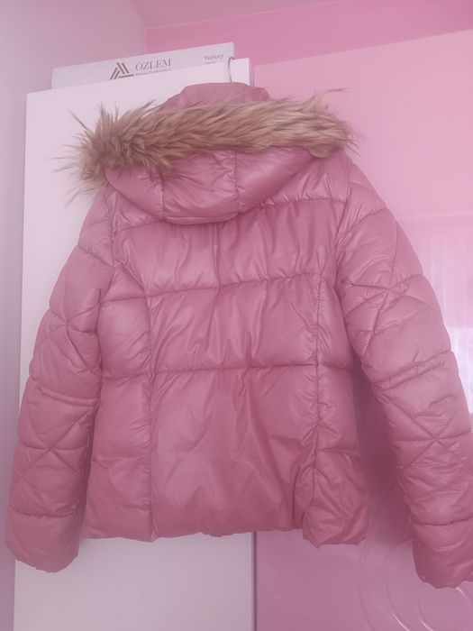 Детско яке НМ с пухена качулка