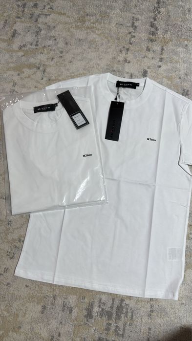 Мужская одежда фуболка