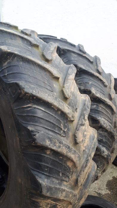Anvelope tractor 18,4R38 uzura 50%