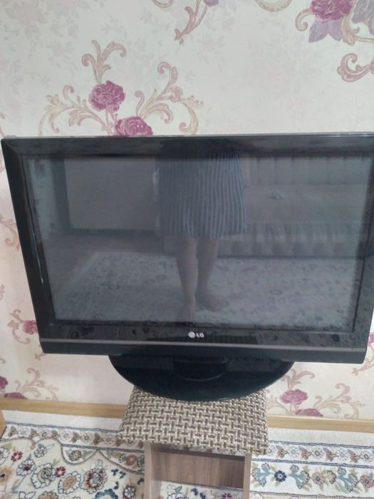 Продам простой телевизор